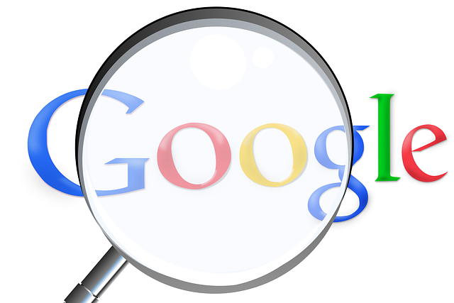 zvětšovací sklo nad google